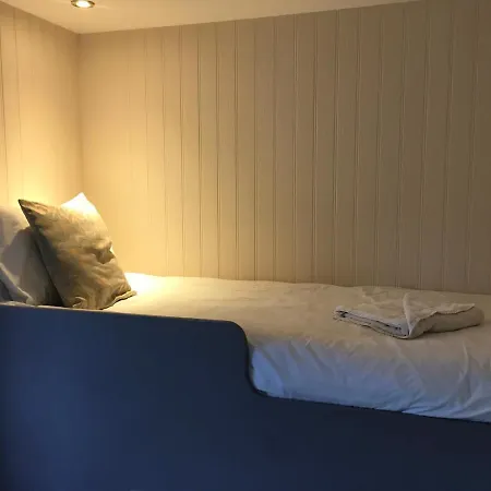 Newport Guest house