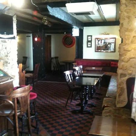 Queen In The West 3* Lincoln
