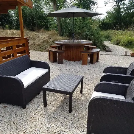 West Pool Chalet Lincoln