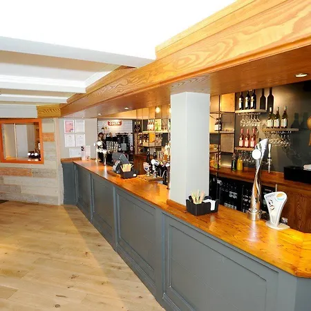Premier Hotel
