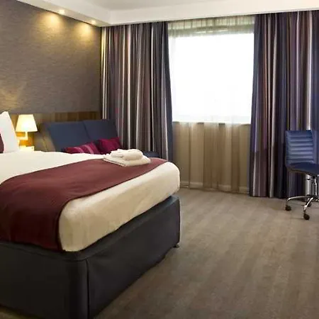 By Ihg Hotel 4*