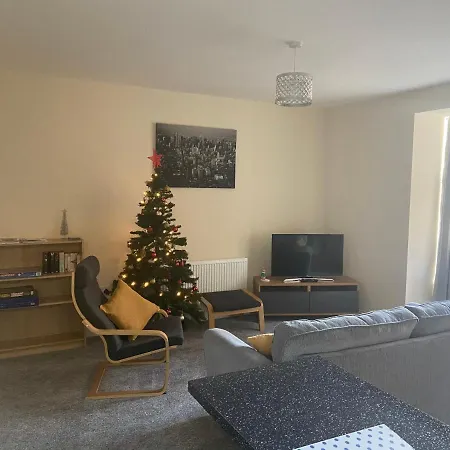 Modern 1 Bed Uphill * Lincoln