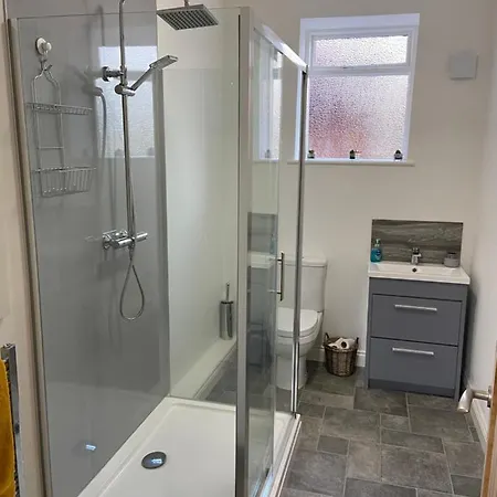 Apartment 1 Bedroom Close To The Bailgate
