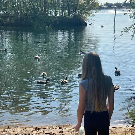 Breaks At Tattershall Lakes *