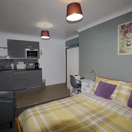 Guest house Tennyson 4*