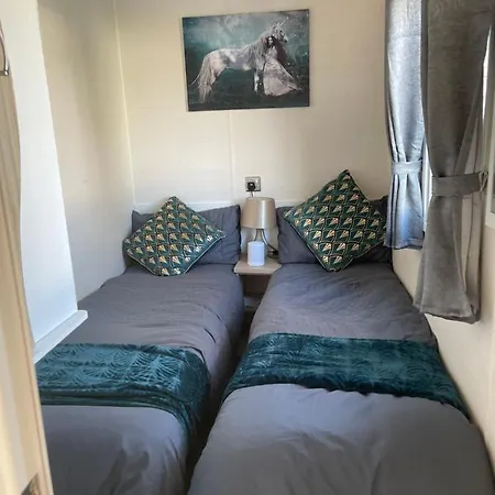 Feriepark Breaks At Tattershall Lakes Coningsby