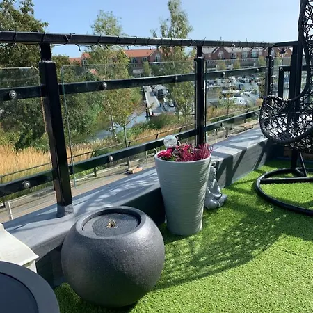 Holiday home Marina View Holiday Let, Burton Waters,