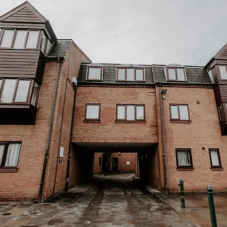 Newport Arch Apartment