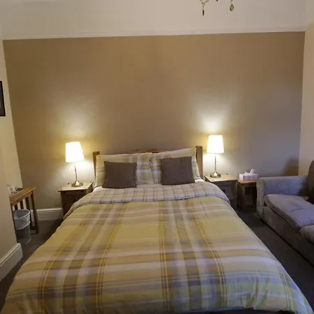 Tennyson 4*