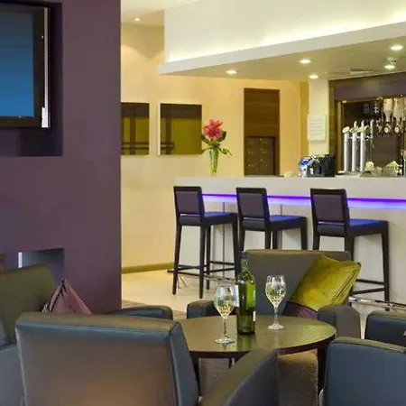 Express Centre By Ihg Hotel