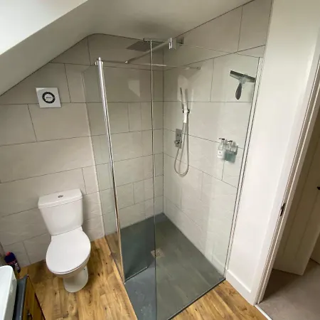 Hygge Homes - Modern 1 Bed House