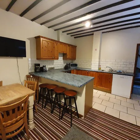 Tennyson Retreat Apartment Lincoln