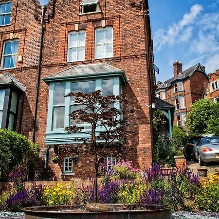 The Poplars Boutique Bb 4* Lincoln