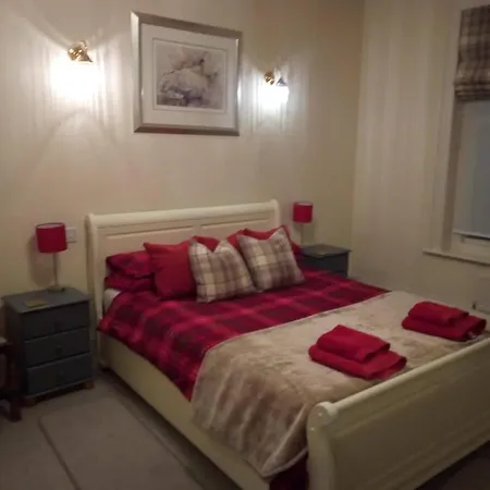 Apartment 5 The