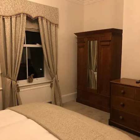 Guest house The Old