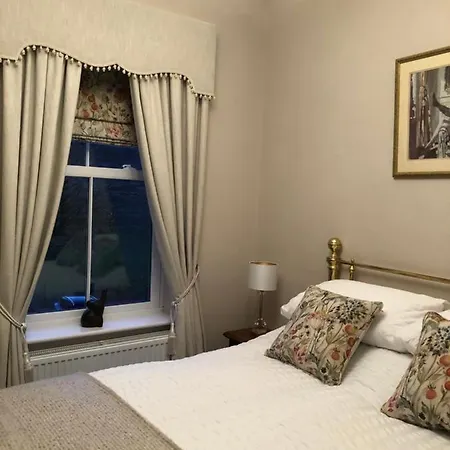 The Old Guest house Lincoln