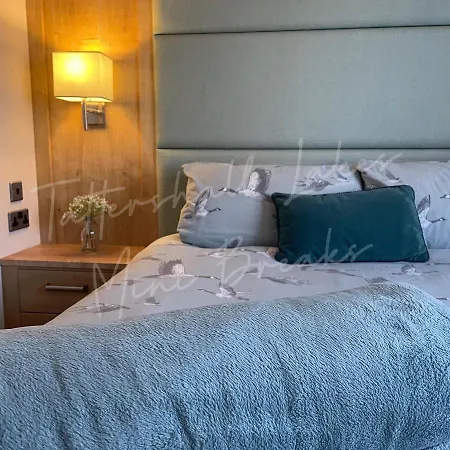 Tattershall Lakes Mini Breaks - Fishing Holiday home