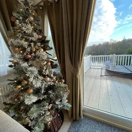 Tattershall Lakes Mini Breaks - Fishing Holiday home Lincoln