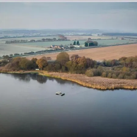 Retreat View With Private Hot Tub Holiday home *