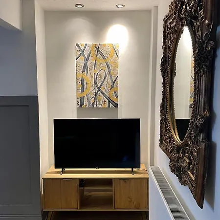 Stylish Uphill Townhouse Дом отдыха Линкольн