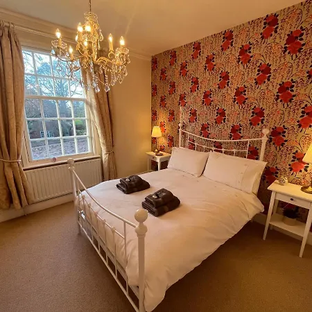 Choristers Mews: Luxury A Stones Throw From The Cathedral! Lincoln