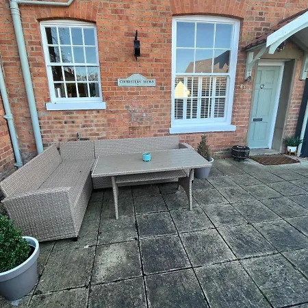 Choristers Mews: Luxury A Stones Throw From The Cathedral! * Lincoln