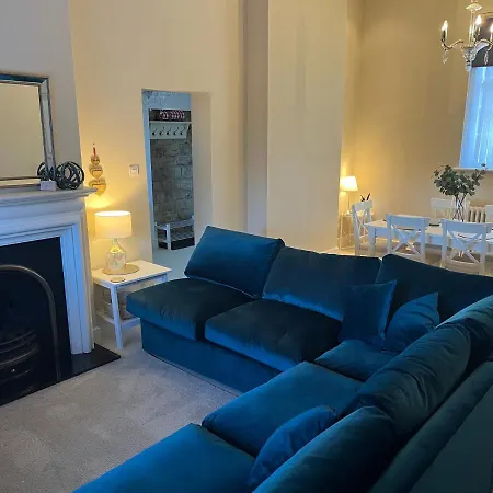 Choristers Mews: Luxury A Stones Throw From The Cathedral! Lincoln