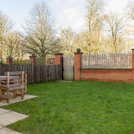 Comfortable 3 Bed