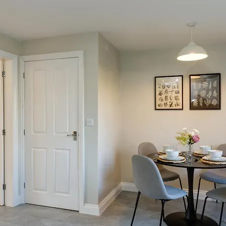 Comfortable 3 Bed Apartment