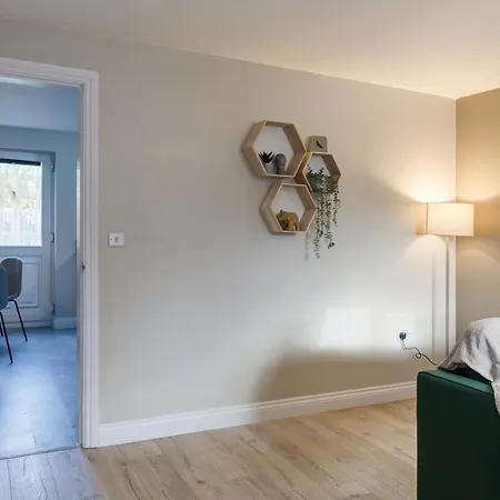 Comfortable 3 Bed Lincoln
