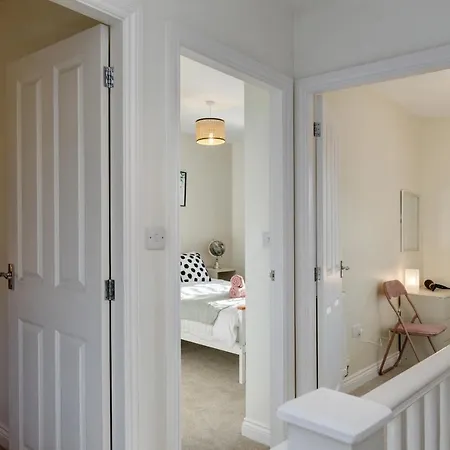 Comfortable 3 Bed