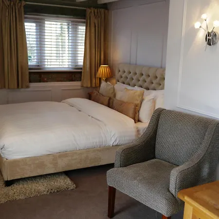 Castle & Hotel 3*