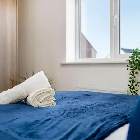 Guest house The Holt-ideal For Contractors- Sylish 2 Bedrooms Apartment-parking Lincoln
