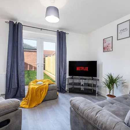 The Holt-ideal For Contractors- Sylish 2 Bedrooms Apartment-parking *