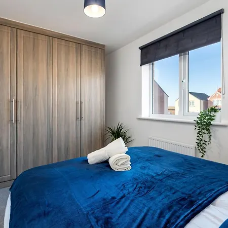 The Holt-ideal For Contractors- Sylish 2 Bedrooms Apartment-parking *