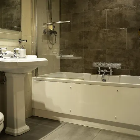 The Duke William Hotel 3*
