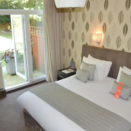 The Hotel Lincoln