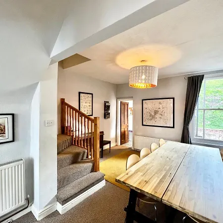14 Union Road Holiday home *