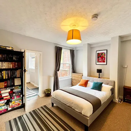14 Union Road Holiday home *