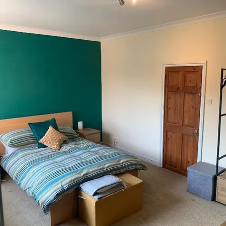 Residential 2 Bed House Near Centre * Lincoln