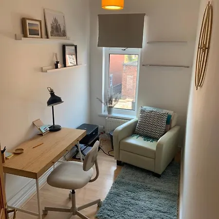 Ferienhaus Residential 2 Bed House Near Centre *