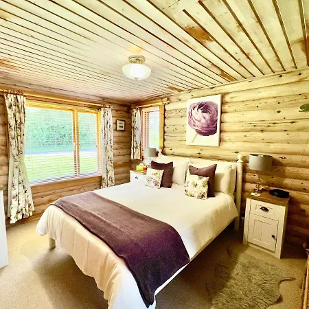 Lindley Log Holiday home