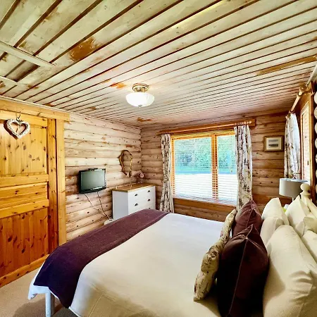 Lindley Log Holiday home Lincoln
