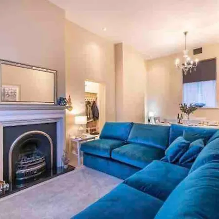 Choristers Mews: Luxury A Stones Throw From The Cathedral! * Lincoln