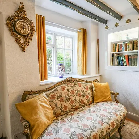 Arch Holiday home Lincoln