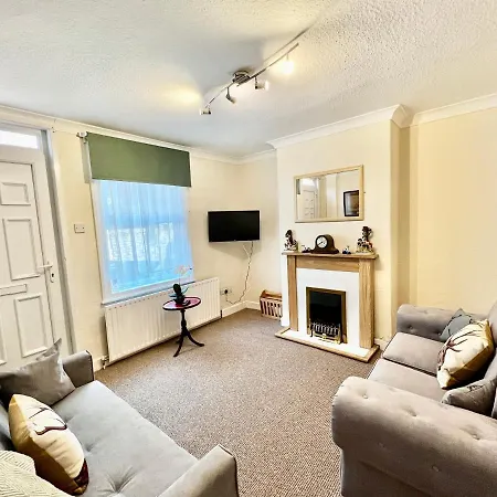 10 Langworthgate