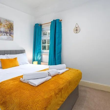 Cathedral View-2 Br-parking-ideal For Contractors