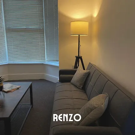 Cosy 2 Bedroom In By Renzo, Victorian Townhouse, Fully Equipped Kitchen! Apartment Lincoln