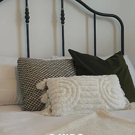 Cosy 2 Bedroom In By Renzo, Victorian Townhouse, Fully Equipped Kitchen! Apartment Lincoln