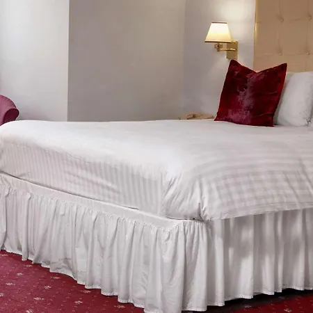 Western Bentley Hotel, Leisure Club & Hotel 4*